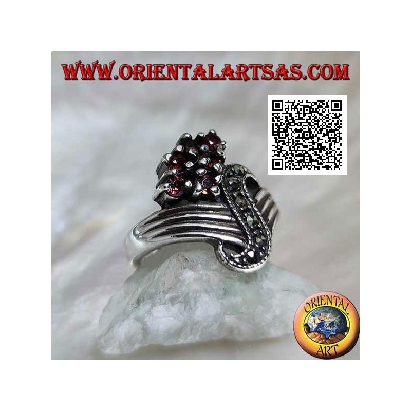 V-shaped silver ring with central marcasite wave and 6 round garnets set