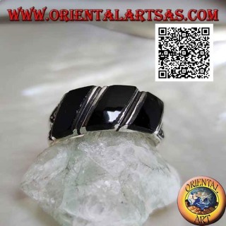 Silberring mit drei schrägen Bändern aus Onyx und Markasit an den Seiten