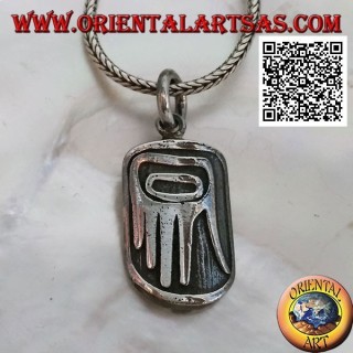 Medalla colgante de plata con mano aborigen de los primitivos en bajorrelieve