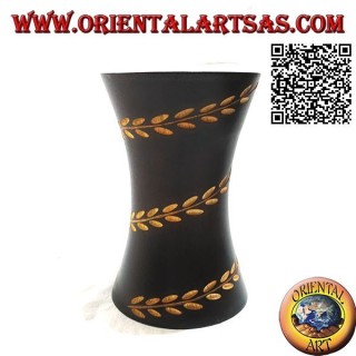 Vaso portafiori a cilindro concavo con linea floreale incisa a mano in legno di mogano da 15 cm