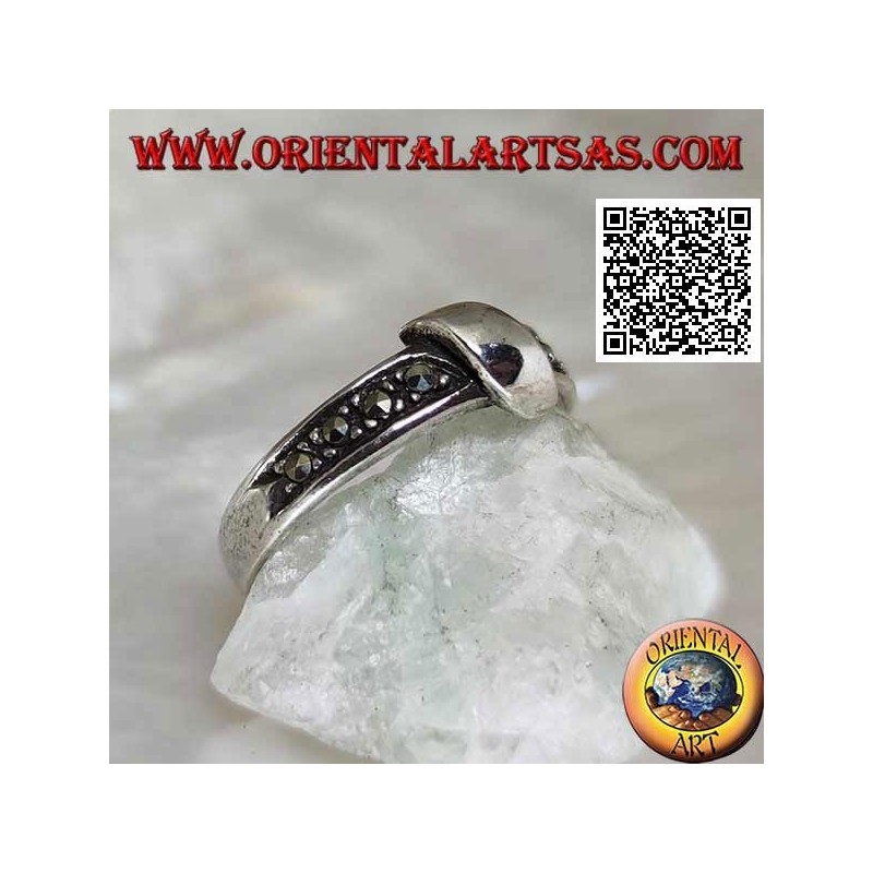 Bague en argent en bande marcassite avec fil enroulé centralement