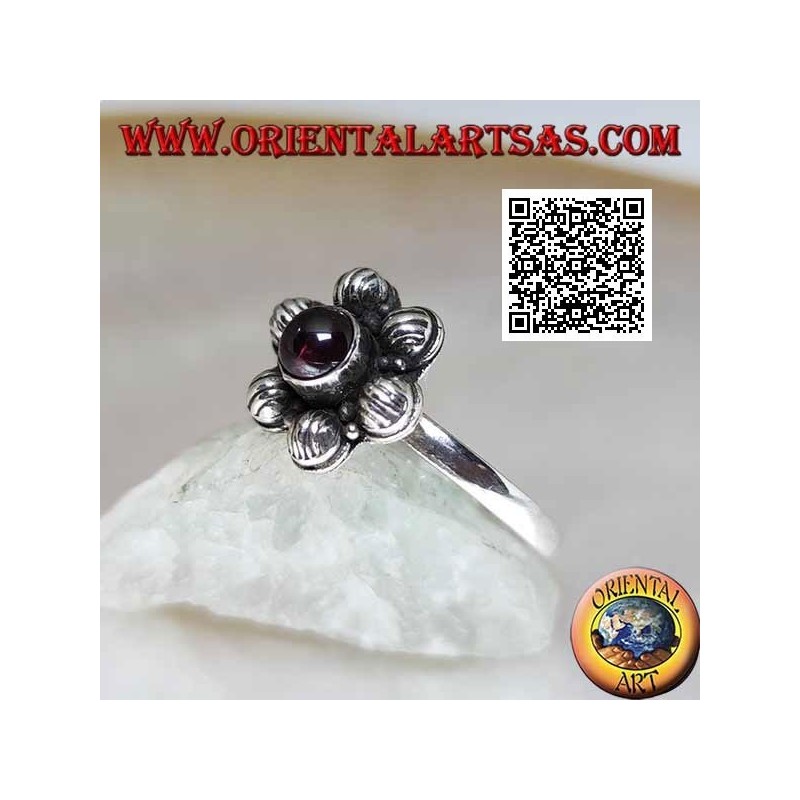Anillo de flores de plata de 6 pétalos con granate redondo cabujón (16)