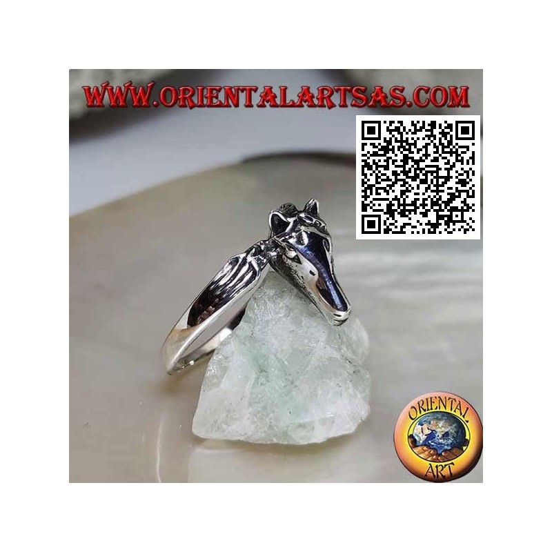 Bague en argent tête de cheval trois quarts sur la queue (style ouroboros)
