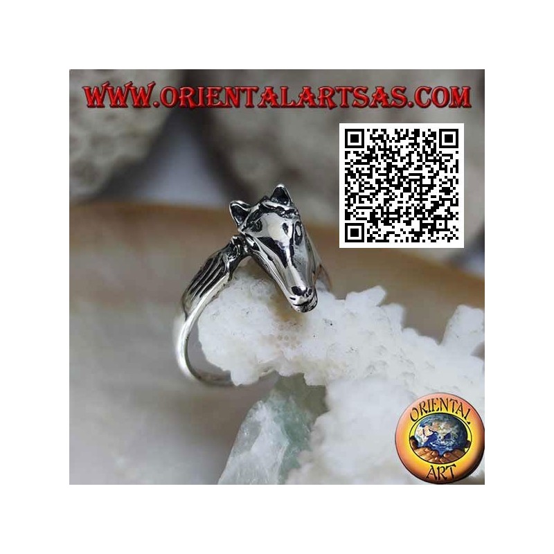 Anillo de plata con cabeza de caballo de tres cuartos en la cola (estilo ouroboros)