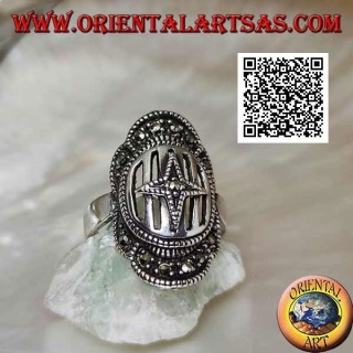 Anillo de plata escudo medieval con cruz en barras tachonadas de marcasita