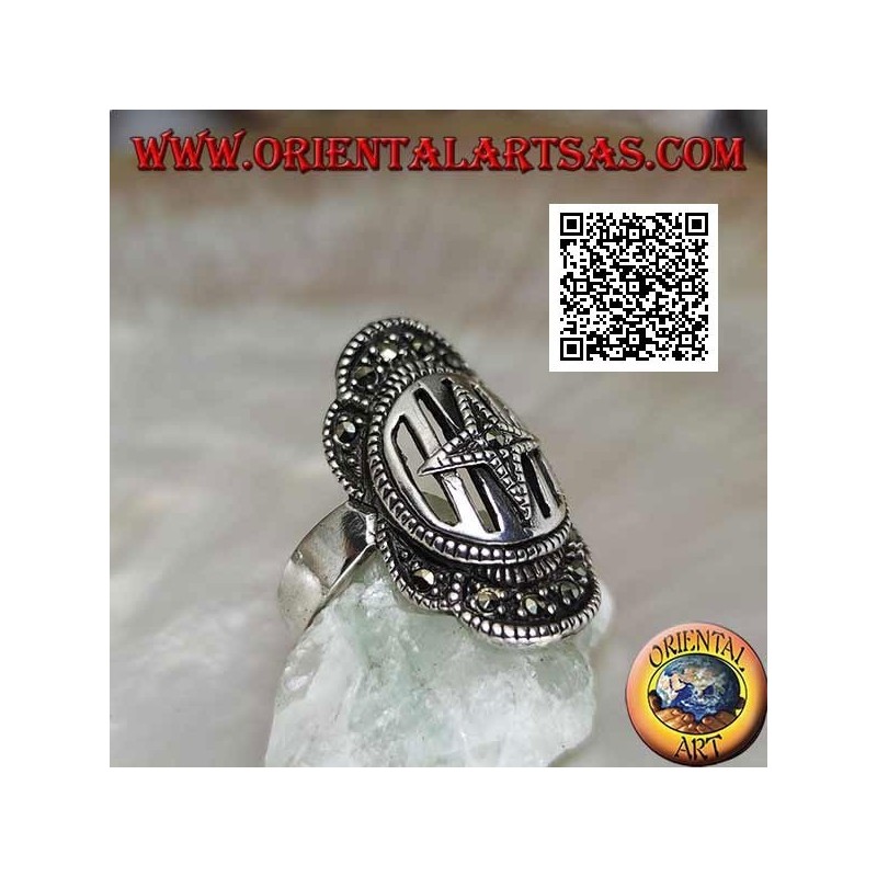 Bague en argent bouclier médiéval avec croix sur barreaux cloutés de marcassite