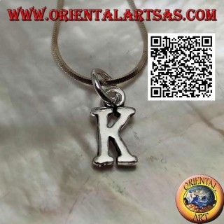 Colgante de plata, inicial mayúscula (muy pequeña)