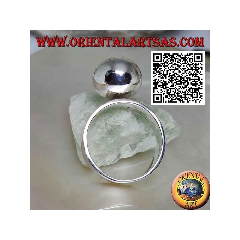 Anillo de plata de banda lisa con gran esfera lisa