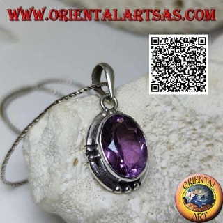 Pendentif en argent avec splendide améthyste naturelle grand ovale facetté et bord lisse rayé sur les 4 points cardinaux