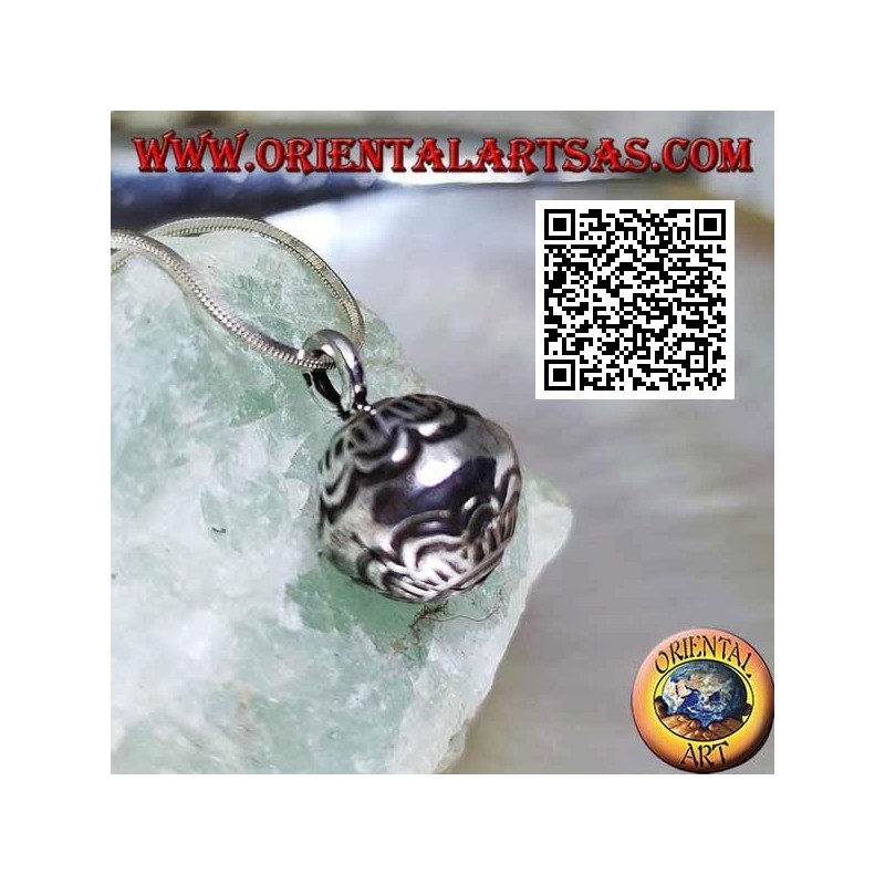 Ciondolo in argento "Chiama Angeli" piccolo con decorazioni incise, stile Karen