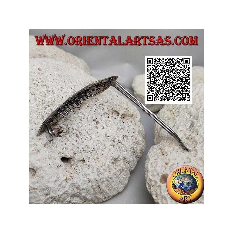 Pince à cheveux argentée ciselée à trois marguerites avec peigne et fermeture à pression (1 pointe)