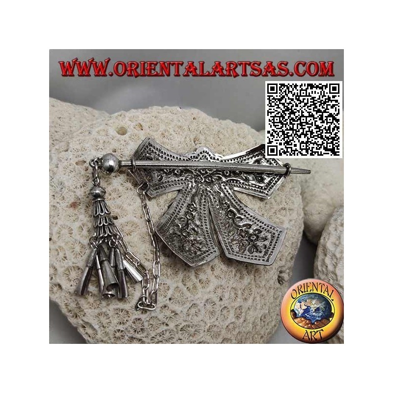 Pince à cheveux en arc ciselé argenté avec fermeture à épingle à décor floral avec pendentifs