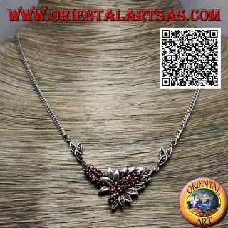 925 ‰ Silver necklace choker chain with 21 natural round garnets and leaves with marcasite