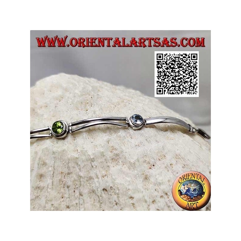 Smooth semi-rigid silver bracelet with peridot between two round aquamarines