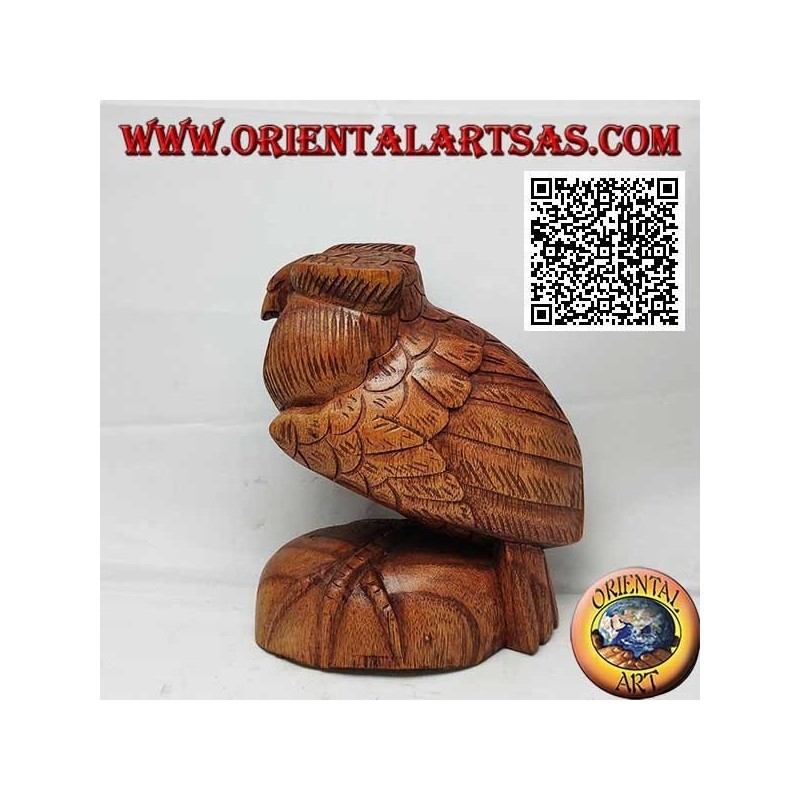 Sculpture d'un hibou en position verticale sur ses pattes, sculptée à la main dans du bois de suar 16 cm