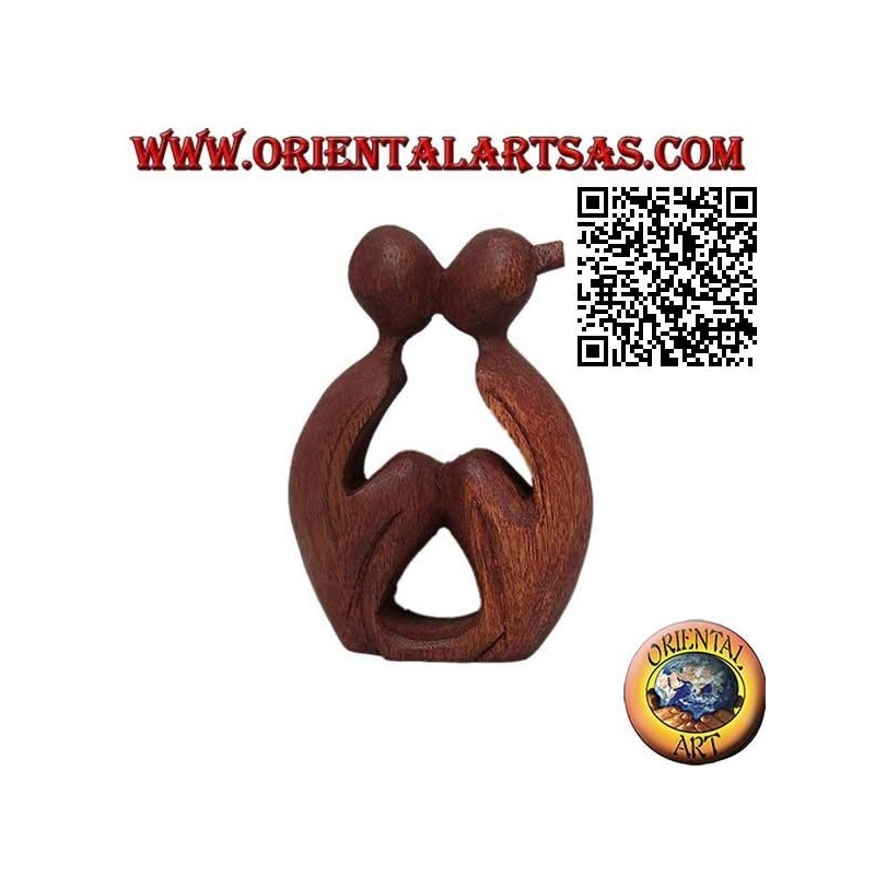 Sculpture 10 cm du baiser d'un couple agenouillé en bois de suar