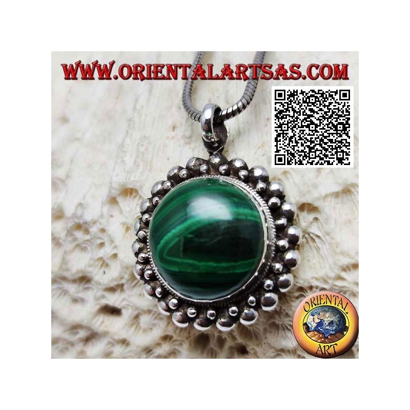 Silver pendant with natural round malachite cabochon surrounded by a double row of balls