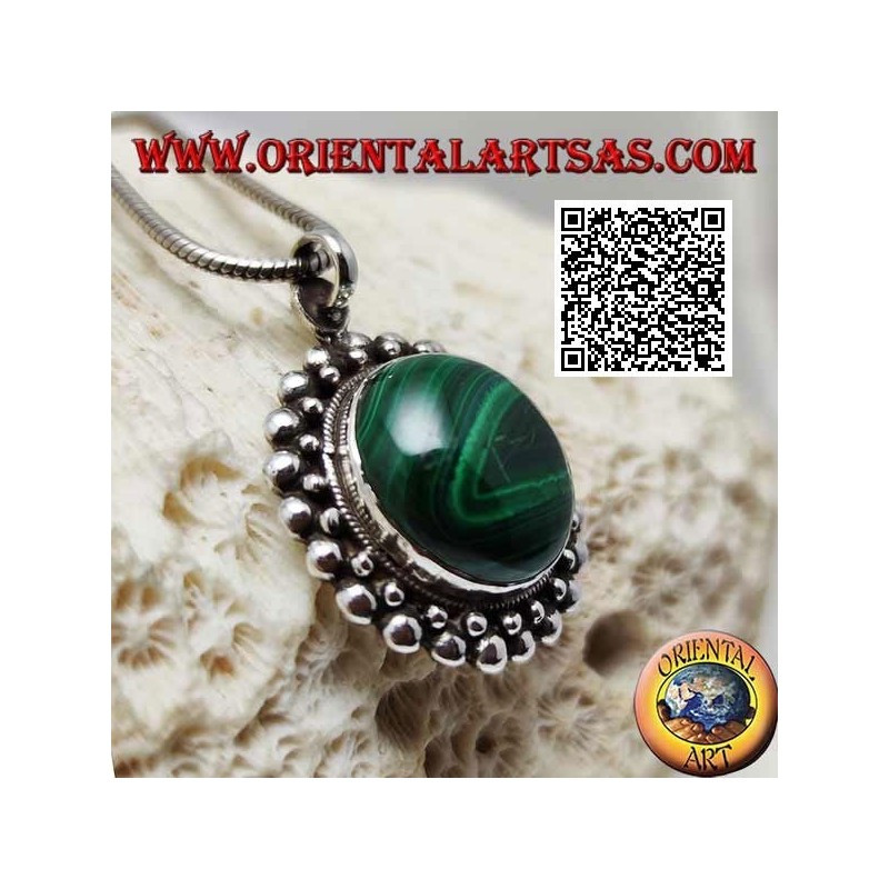 Silver pendant with natural round malachite cabochon surrounded by a double row of balls