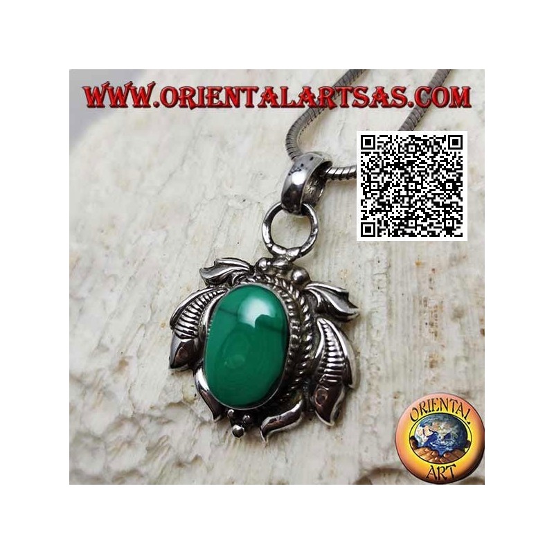 Pendentif en argent avec malachite ovale naturelle entourée de feuilles gravées