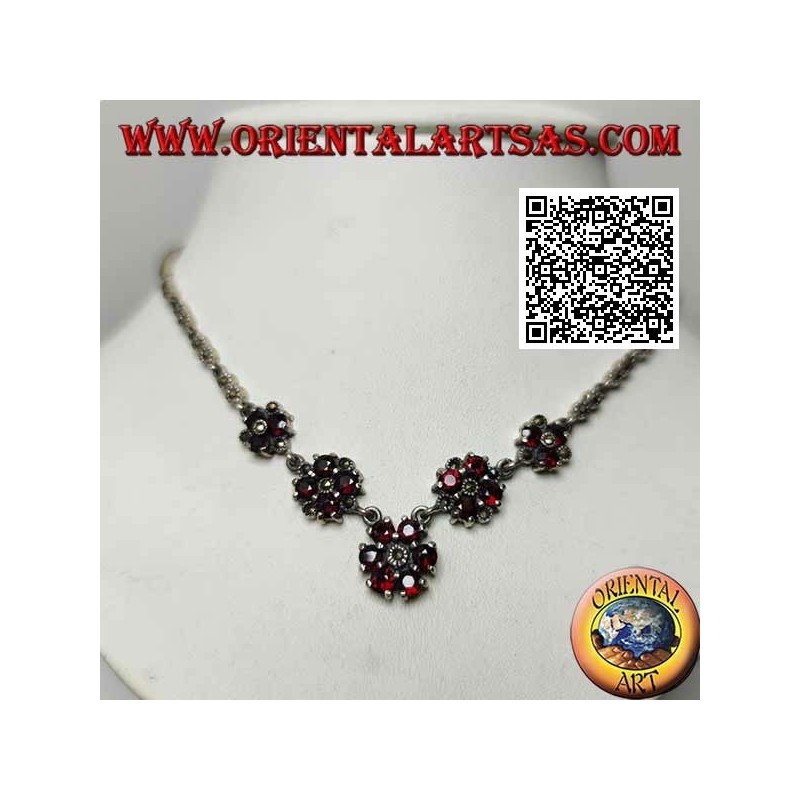 Collier en argent 925 ‰, tour de cou clouté de marcassite avec 5 cercles de grenat ronds successifs