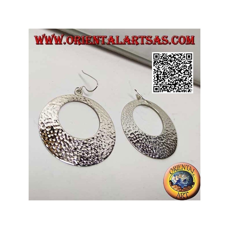 Créoles en argent martelé avec ouverture circulaire