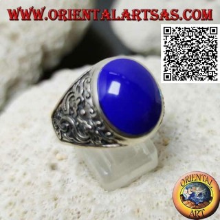 Silberring mit ovalem Cabochon Lapislazuli und doppeltem japanischen Drachen im Basrelief an den Seiten