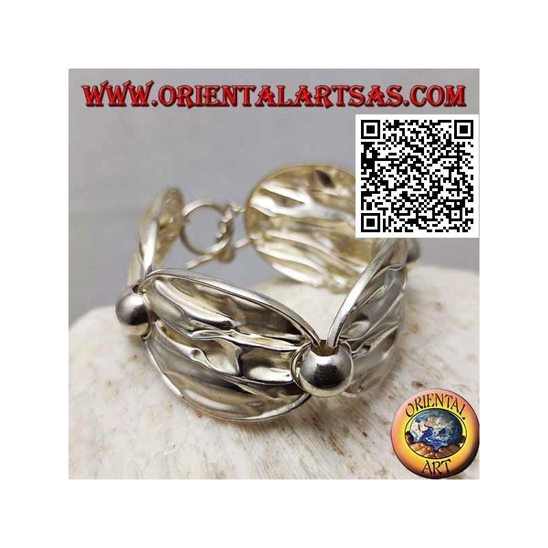 Bracelet semi-rigide en argent satiné effet froissé