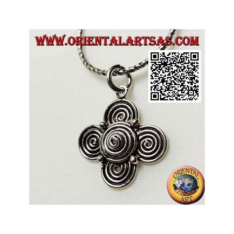 Silver pendant in the shape of a tetrasquele of spirals