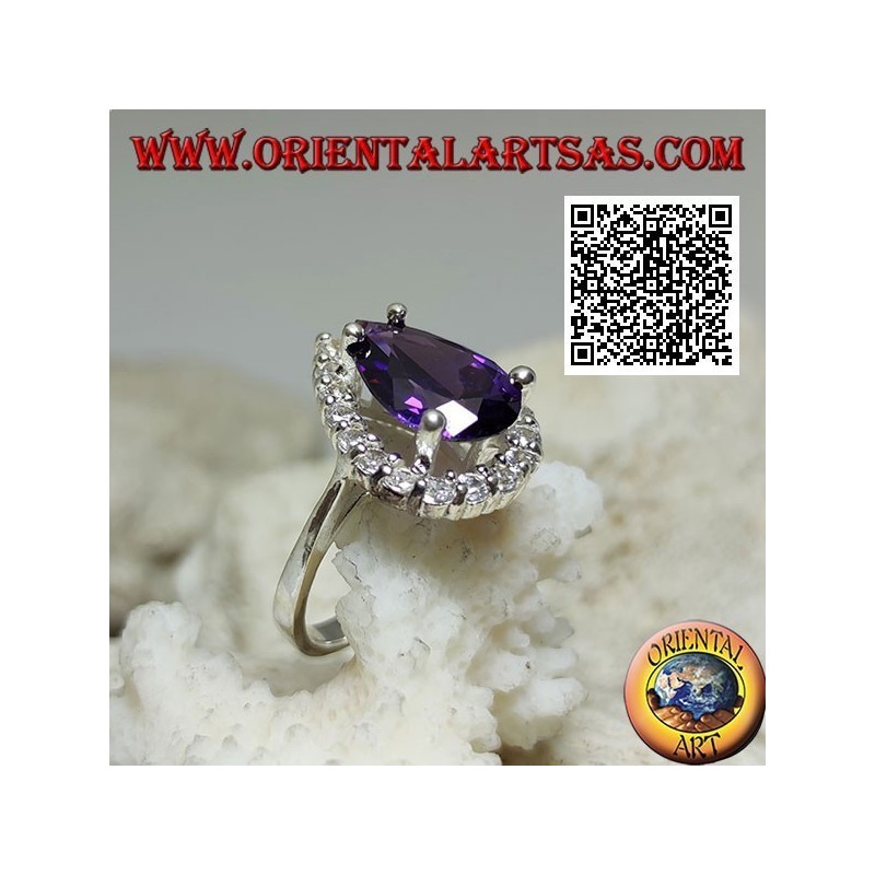 Silberring mit synthetischem facettiertem Amethyst, umgeben von weißen Zirkonen