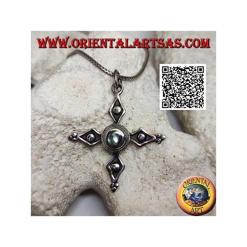 Ancien pendentif croix de Cerdagne en argent avec coquillage central paua (ormeau)