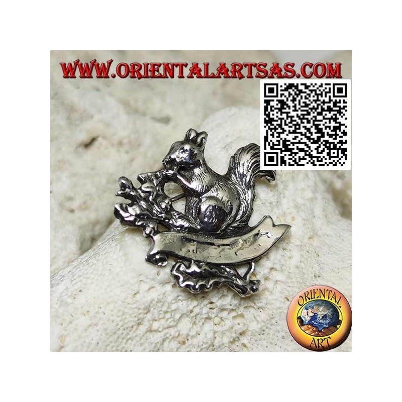 Silver brooch, the squirrel that feeds on acorns
