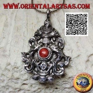 Pendentif Aṣṭamaṃgala en argent "Les huit symboles de bon augure" avec corail (grand)