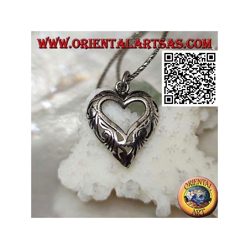 Pendentif en argent à décor ajouré en forme de coeur