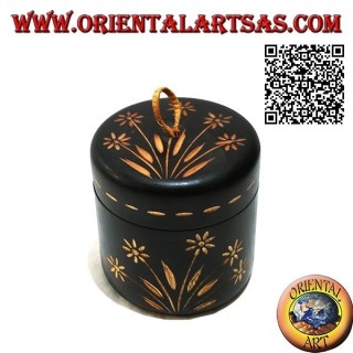 Caja para jarra cilíndrica con adornos florales tallados a mano en madera de caoba