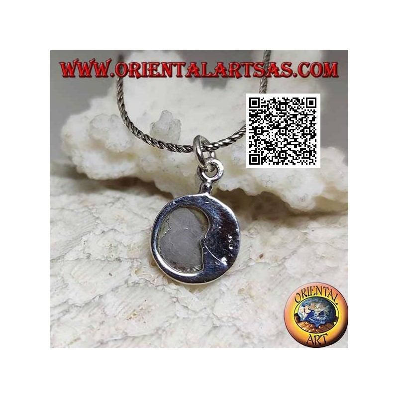 Pendentif rond en argent avec croissant de lune embrassé en nacre
