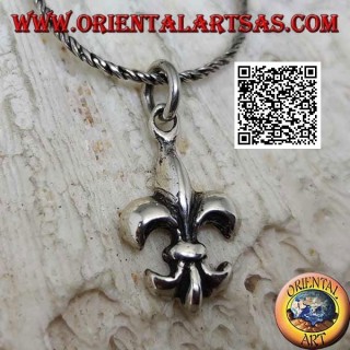 Smooth silver pendant in the shape of a lily, one of the four heraldic figures (symbol of Florence)