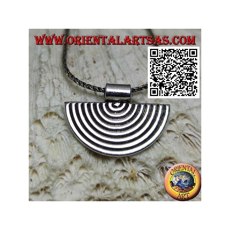 Pendentif en argent, lignes semi-circulaires en forme d'éventail