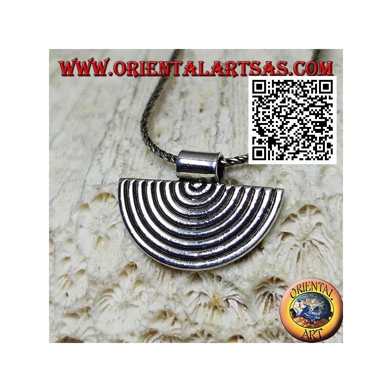 Pendentif en argent, lignes semi-circulaires en forme d'éventail