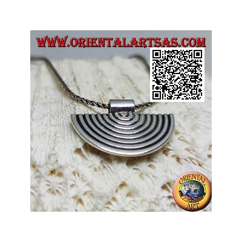 Silver pendant, semicircular lines in the shape of a fan