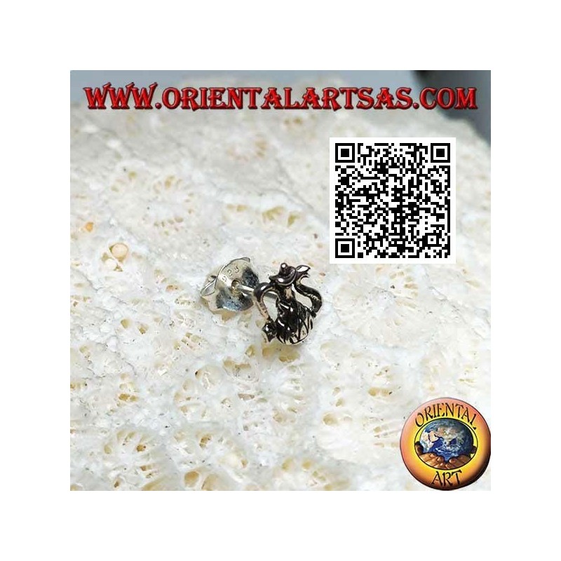 Mini boucle d'oreille en argent, la cruche sculptée