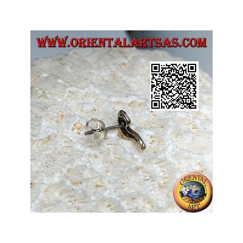 Mini boucle d'oreille en argent, la pipe