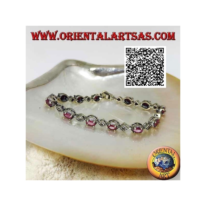 Bracelets en argent sertis de 12 rubis ovales naturels alternant avec des losanges de marcassite