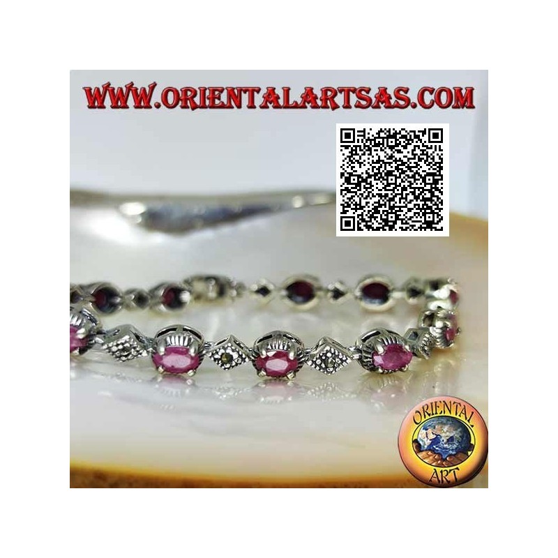 Bracelets en argent sertis de 12 rubis ovales naturels alternant avec des losanges de marcassite