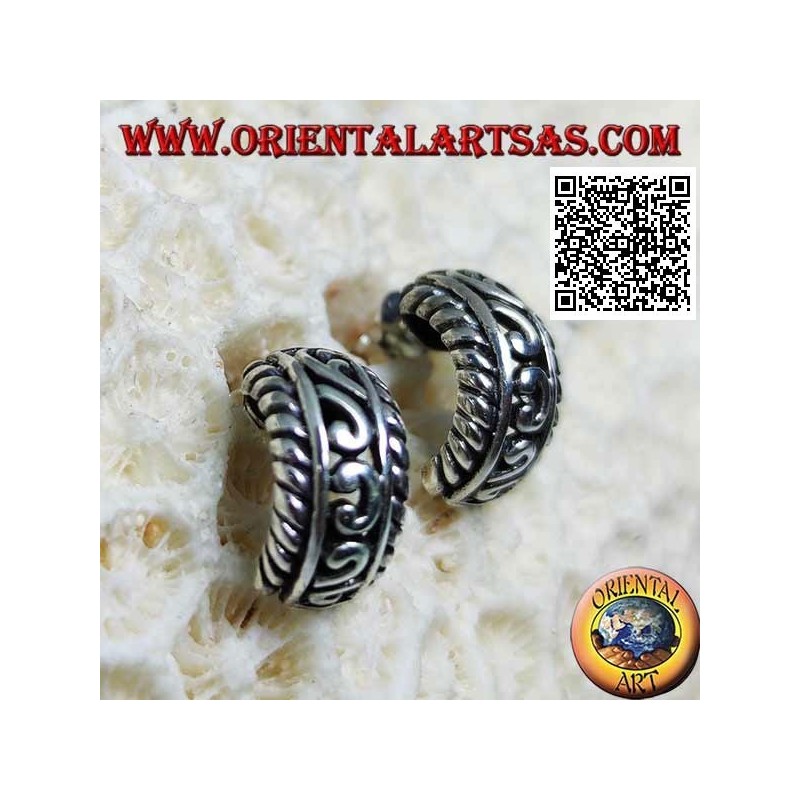 Semicircle silver earrings with openwork decoration and butterfly clasp