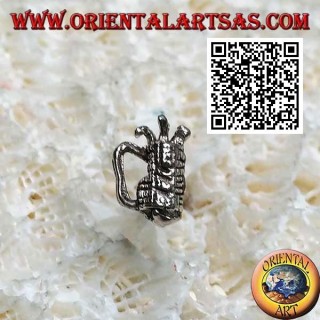 Mini silberner Ohrring, Golftasche mit Schlägern