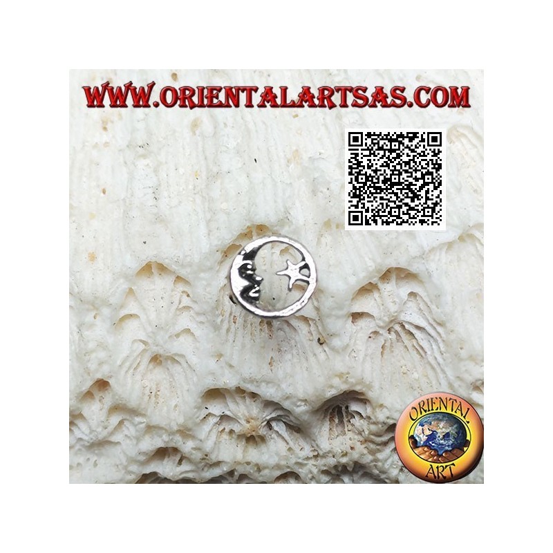 Mini arete de plata, media luna con puntas unidas y estrella en el interior