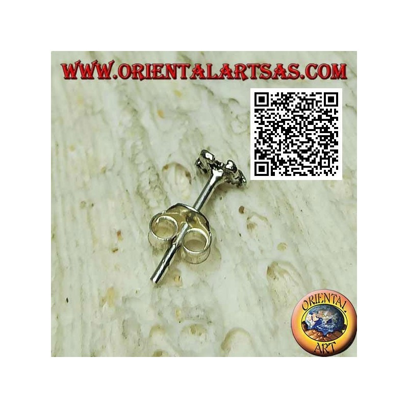 Mini boucle d'oreille en argent, le petit crabe