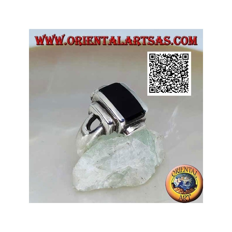Bague en argent avec rectangles superposés lisses et onyx rectangulaire