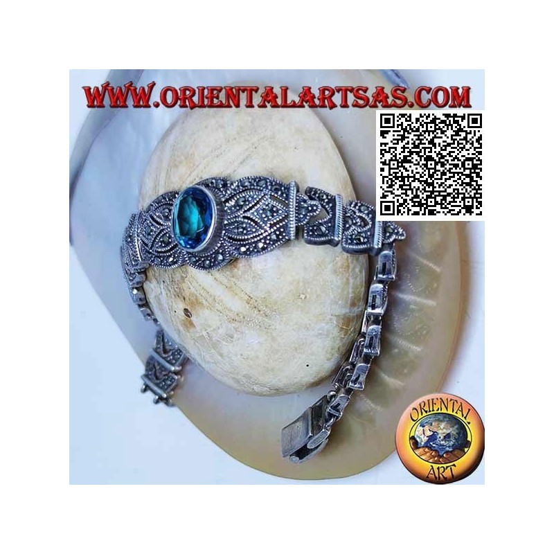 Bracelets à maillons en argent avec grande topaze bleue ovale facettée centrale parsemée de marcassite