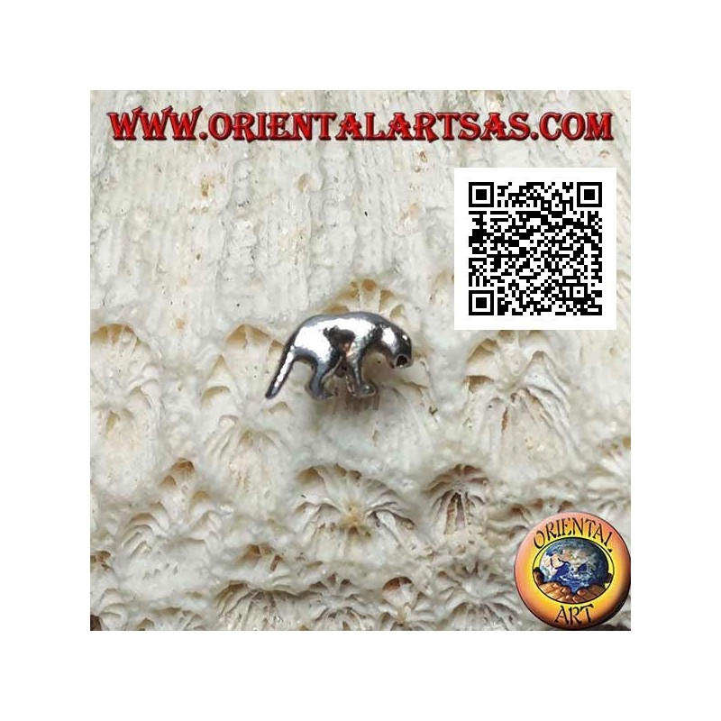 Mini orecchino d'argento, il tapiro